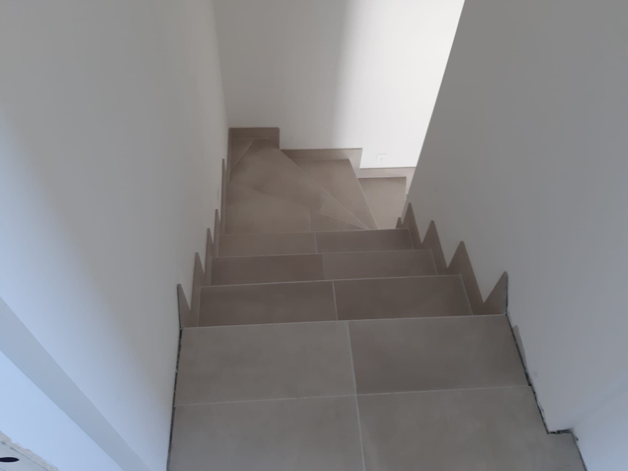 Tile Maintenance in Mulhouse